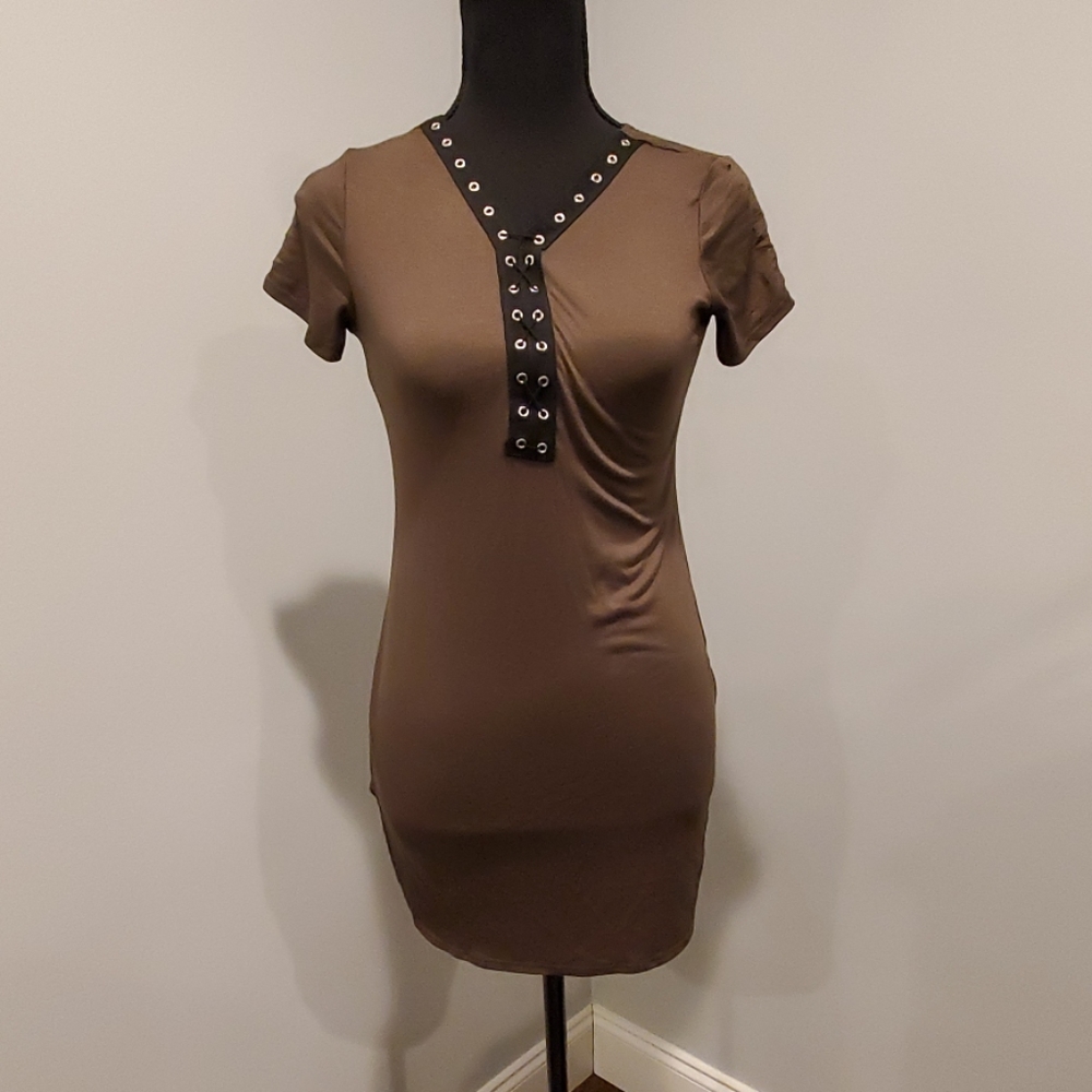 shirt with black detail